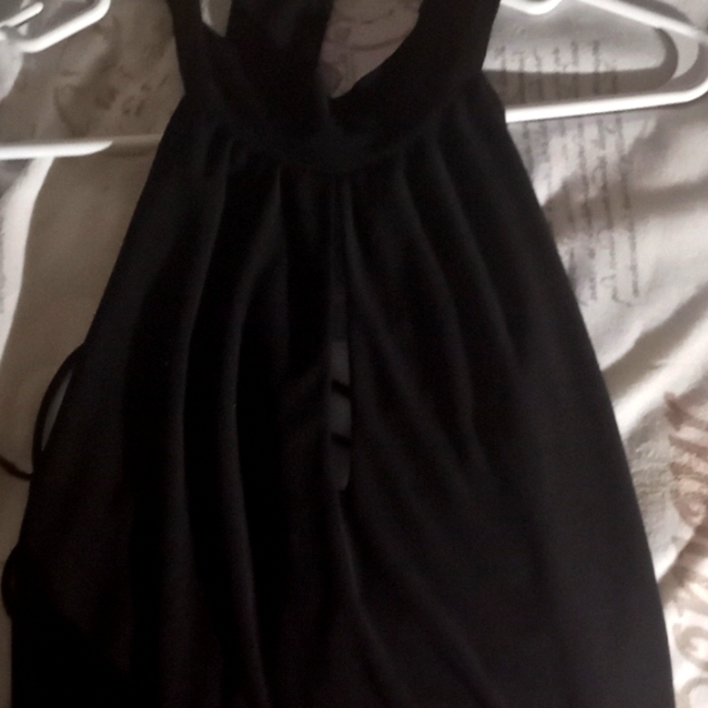 Really short dress that is in amazing quality and only wore it once